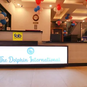 Fabexpress Dolphin International Hotel