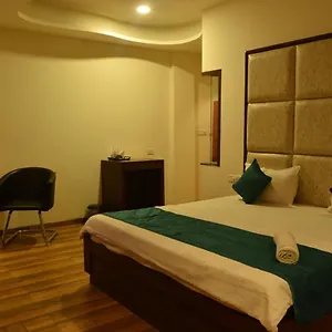Hotel Red Velvet Suites Delhi Airport 3*, New Delhi India