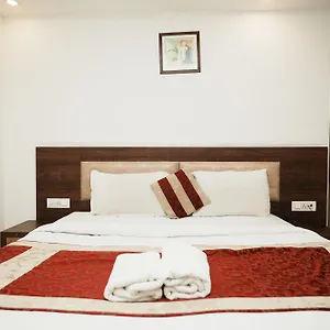 Hotell Peridot Near Igi Delhi Airport